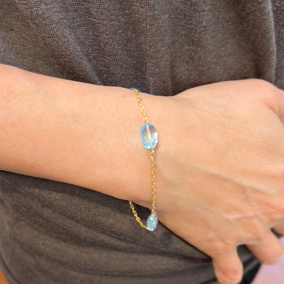 Apple Of My Eye Bracelet - Blue