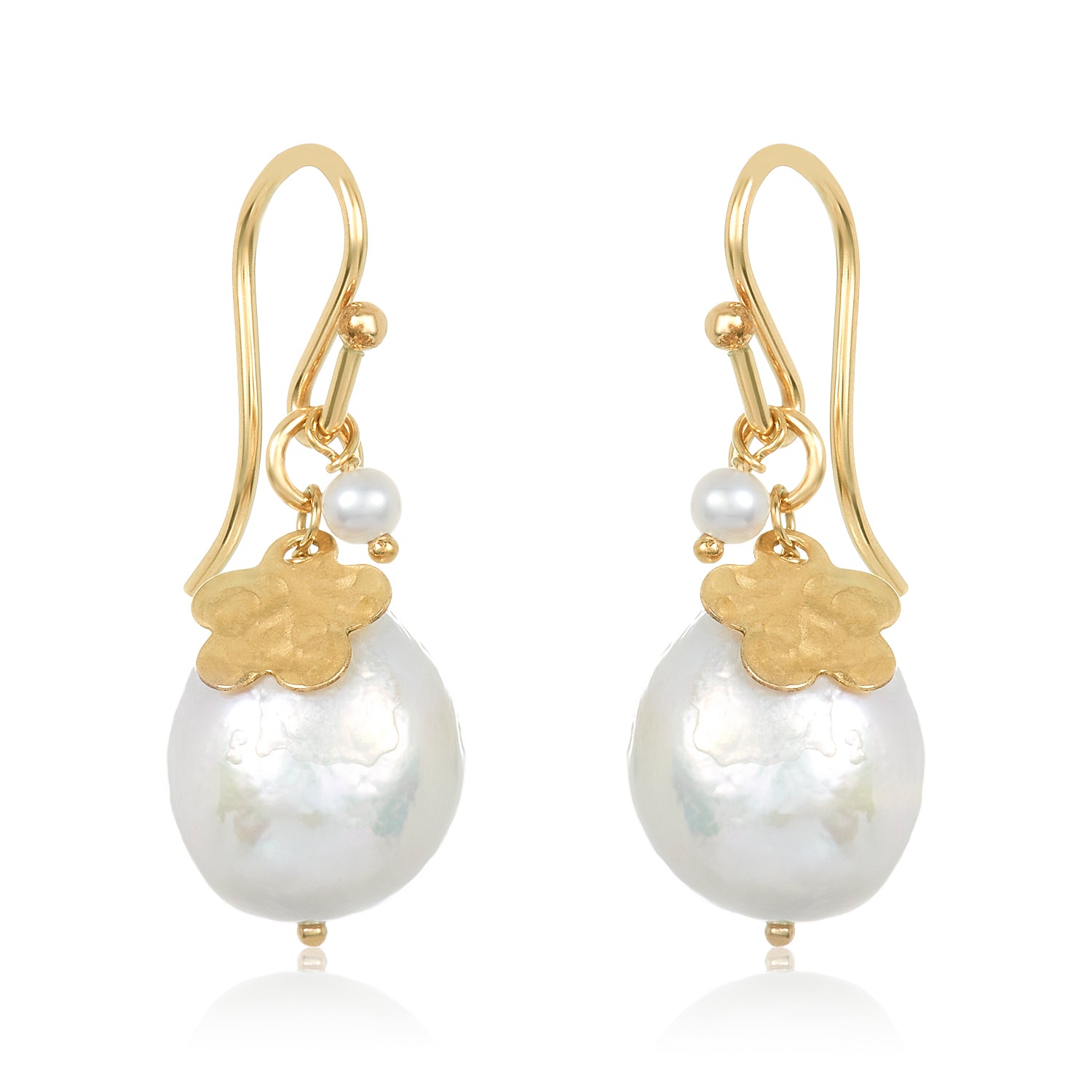 Flower Charm Pearl Earrings
