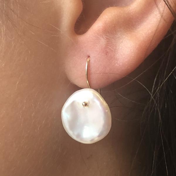 Illuminate Pearl Earrings