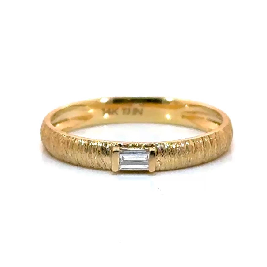 Baguette Diamond Glitter Textured Ring In 14K