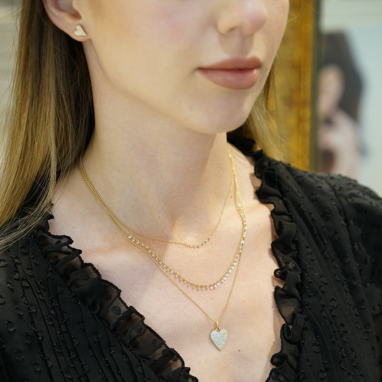 Heart Shaped Pave Diamond Pendant Gold Necklace In 14K