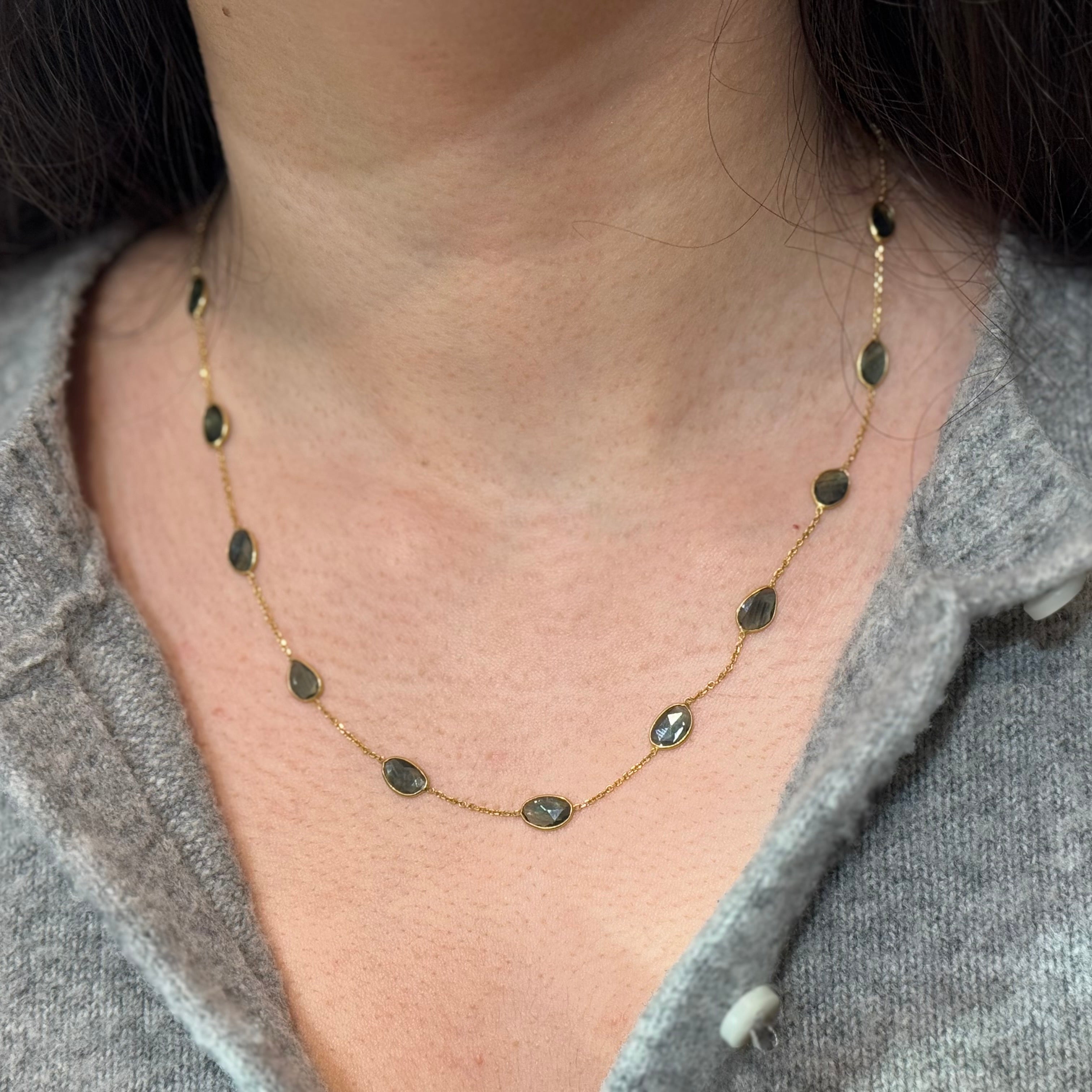 Green Blueish Sapphire Rose Cut Station Necklace-18K