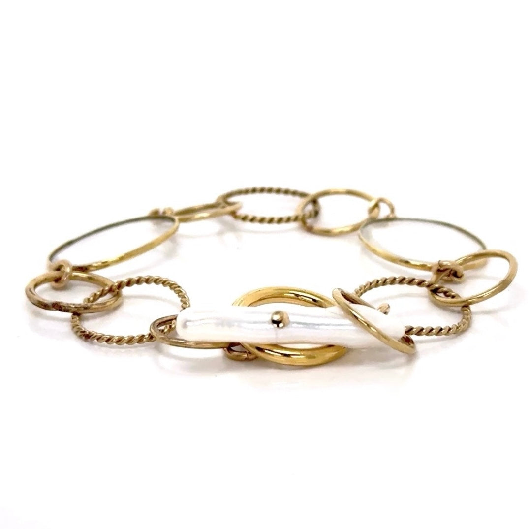 Slice Moissanite Oval Link Toggle Stick Pearl Bracelet