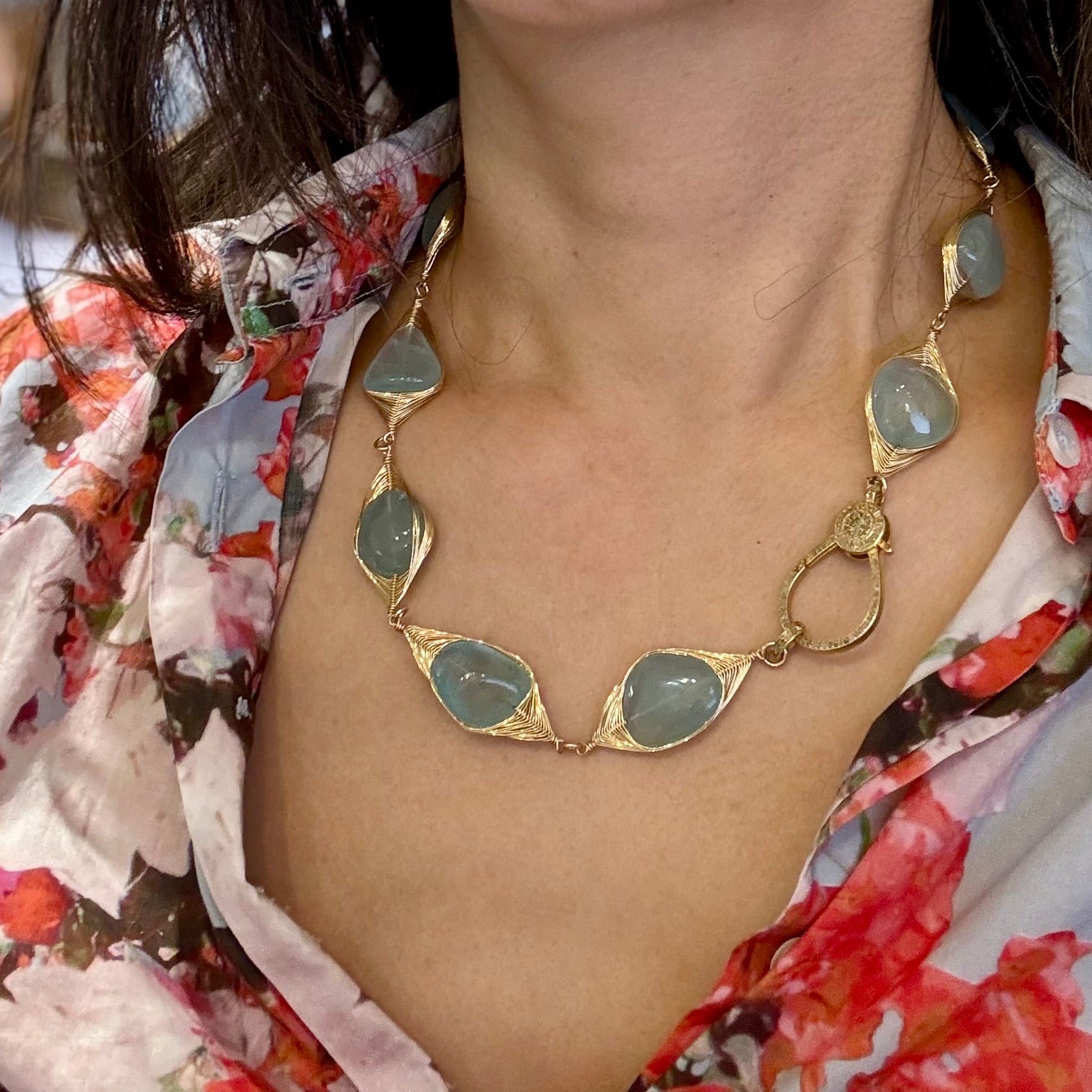 Lily Gem Wired Gold Necklace