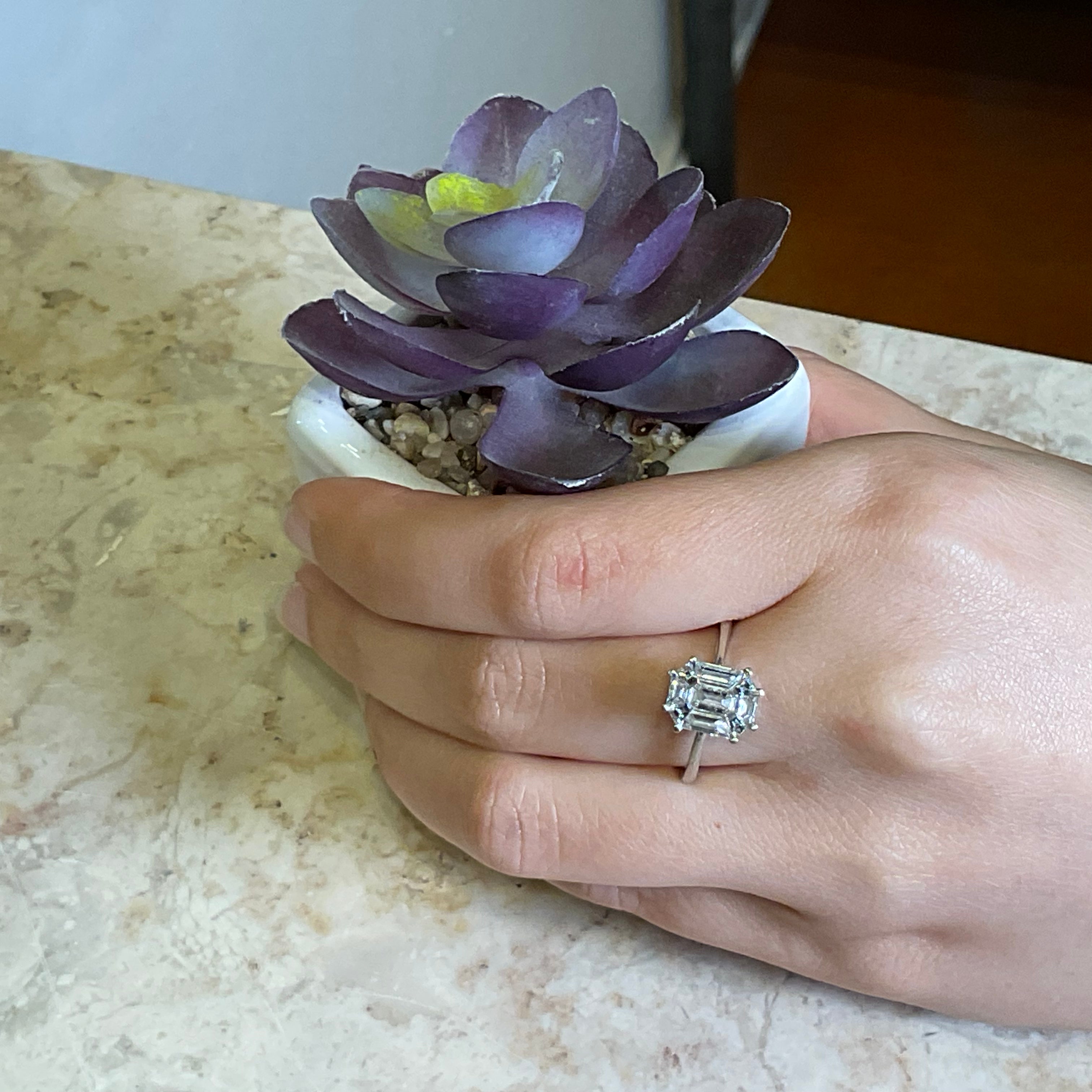 Baguette Lab Diamond Ring in 18k Gold