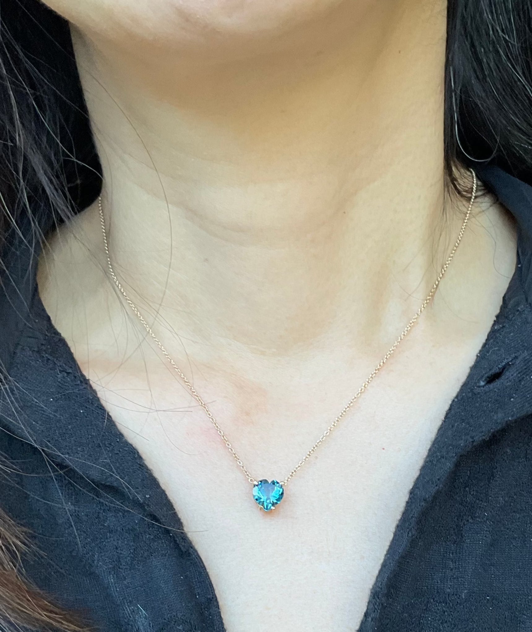 Hearty London Blue Necklace in 14k