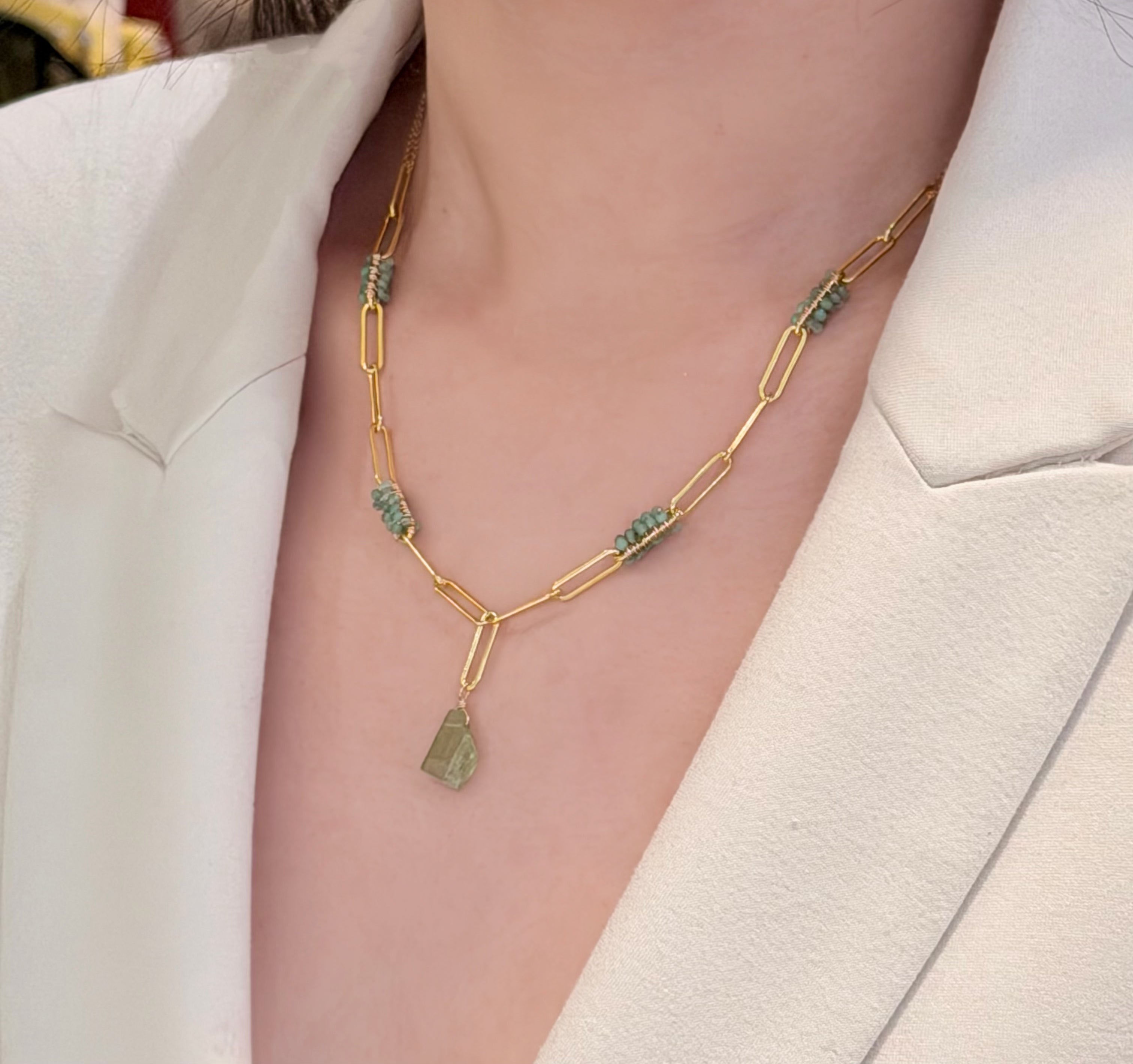 Polina Greenery Necklace Green Kyanite Drop