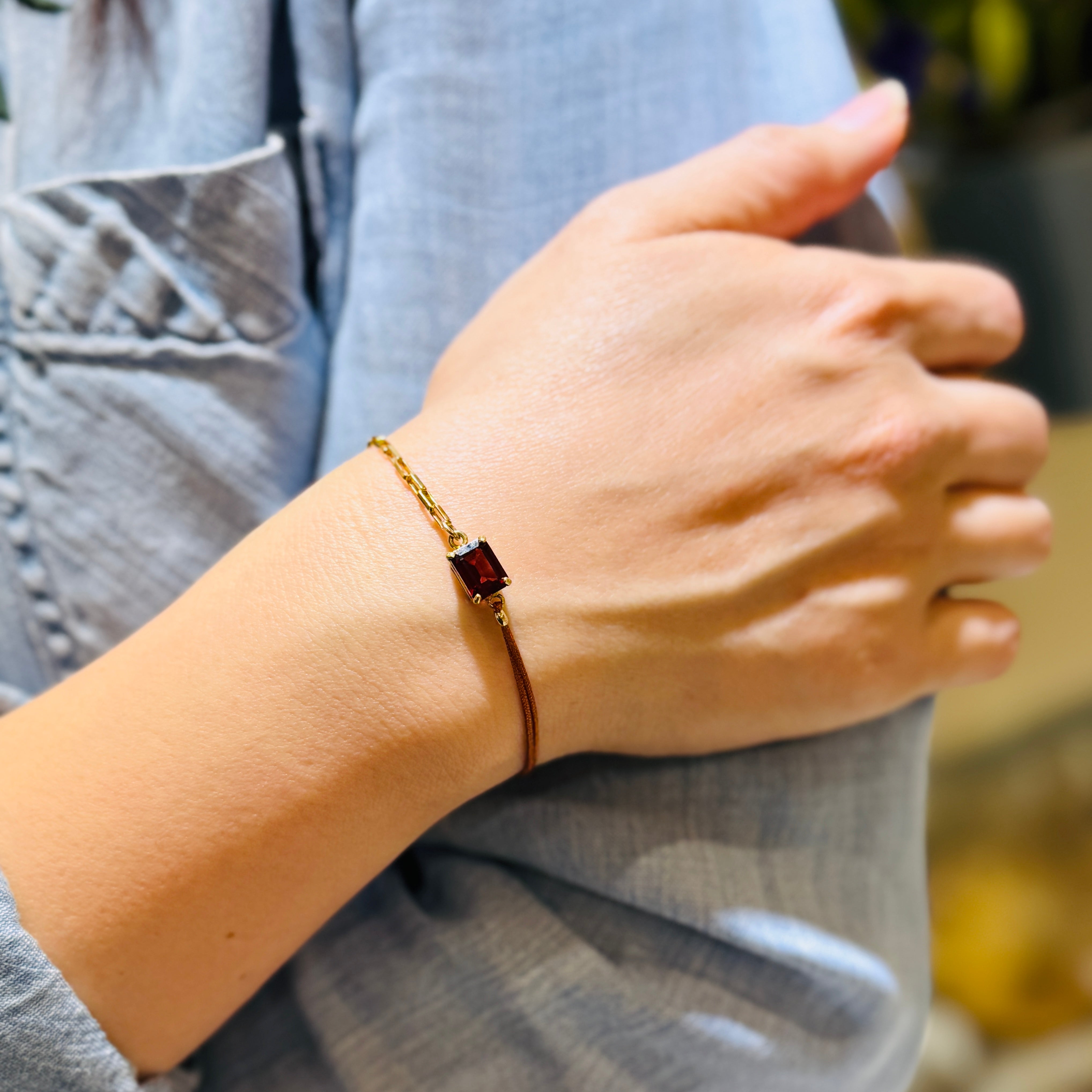 Garnet Gold Mixed String Bracelet