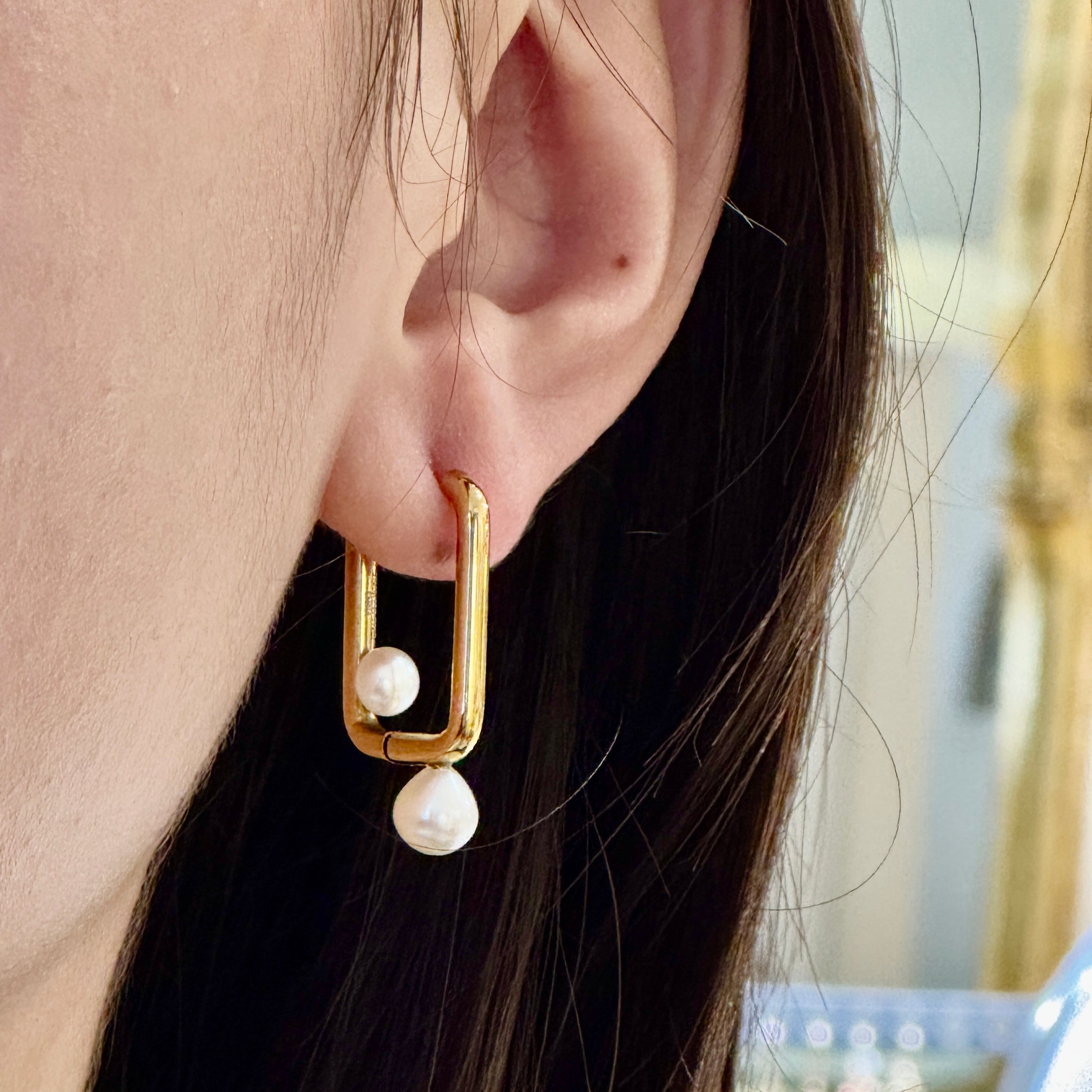 Gold plated rectangle Hoops Duo Pearls Earrings