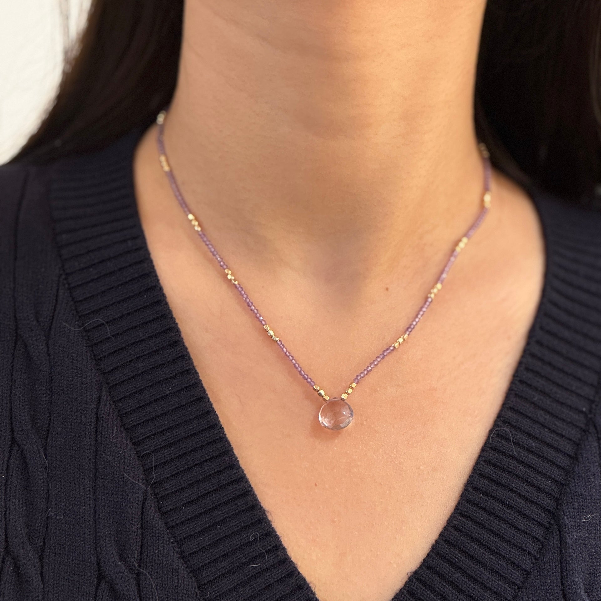 Center Gem Dainty Beads Necklace