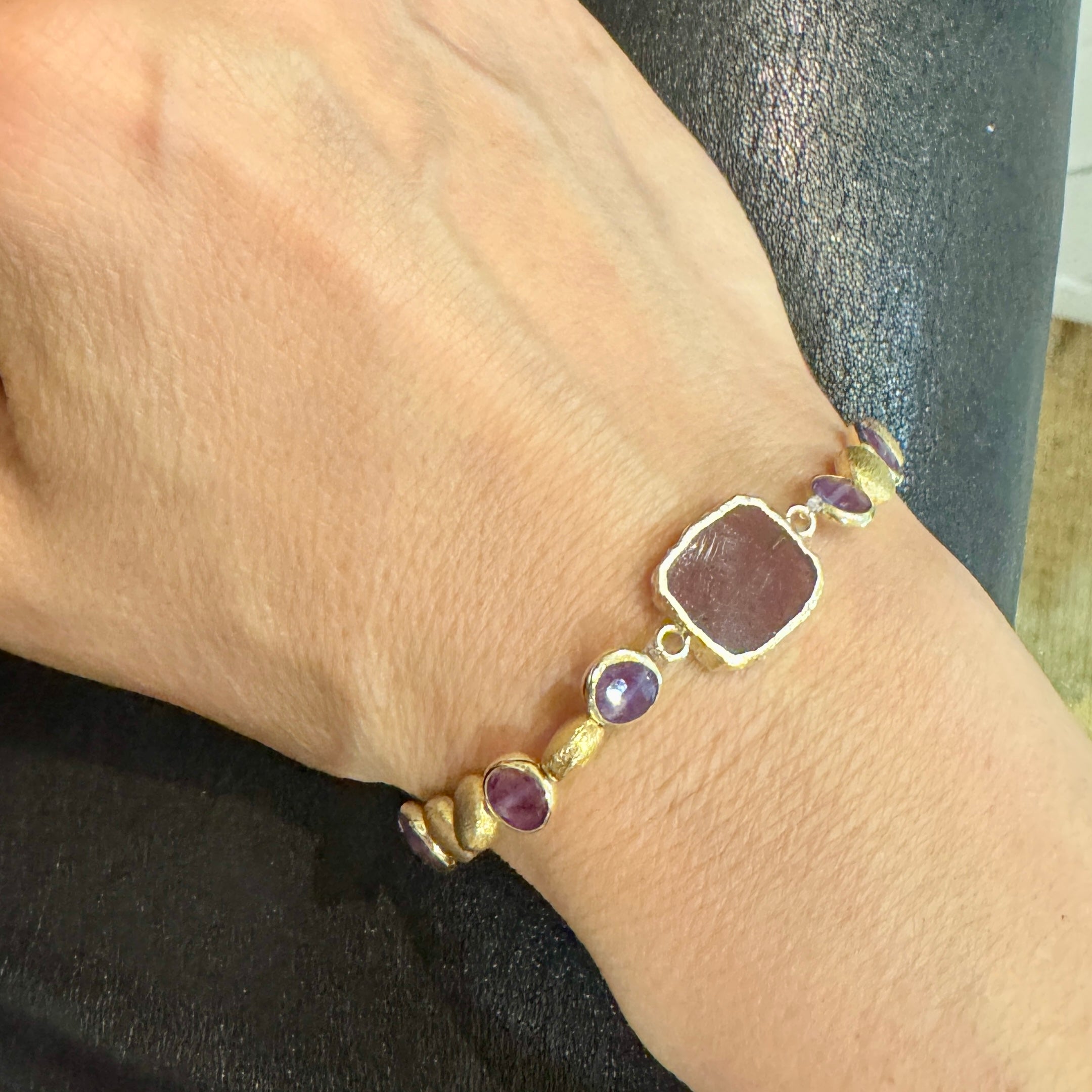 Gem Slice Gold Coin Stretch Bracelet