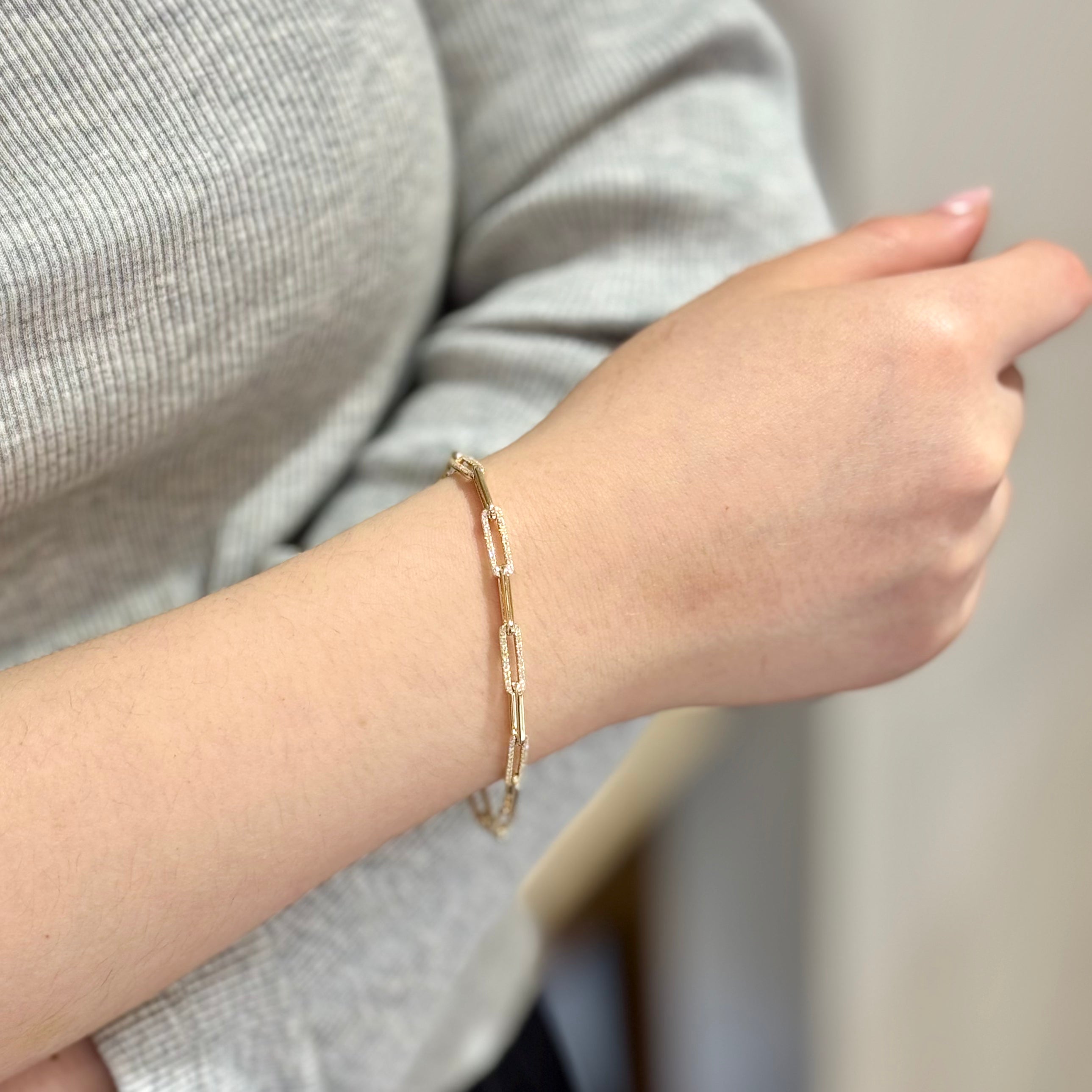 Alternate Pave Natural Diamond Paperclip Bracelet In 14K