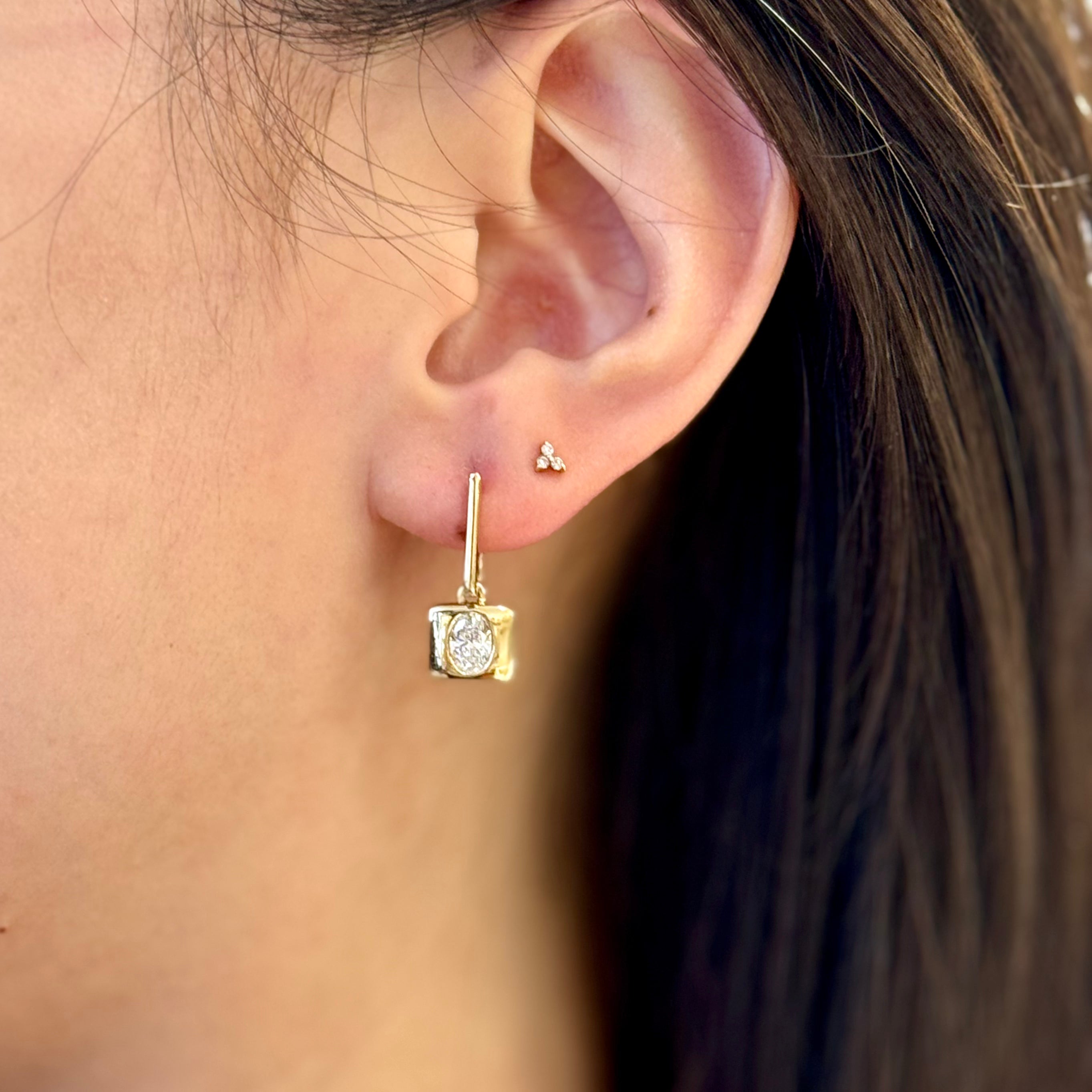 Boxy Oval Lab-grown Diamond Drop Hoops Earrings In 14K