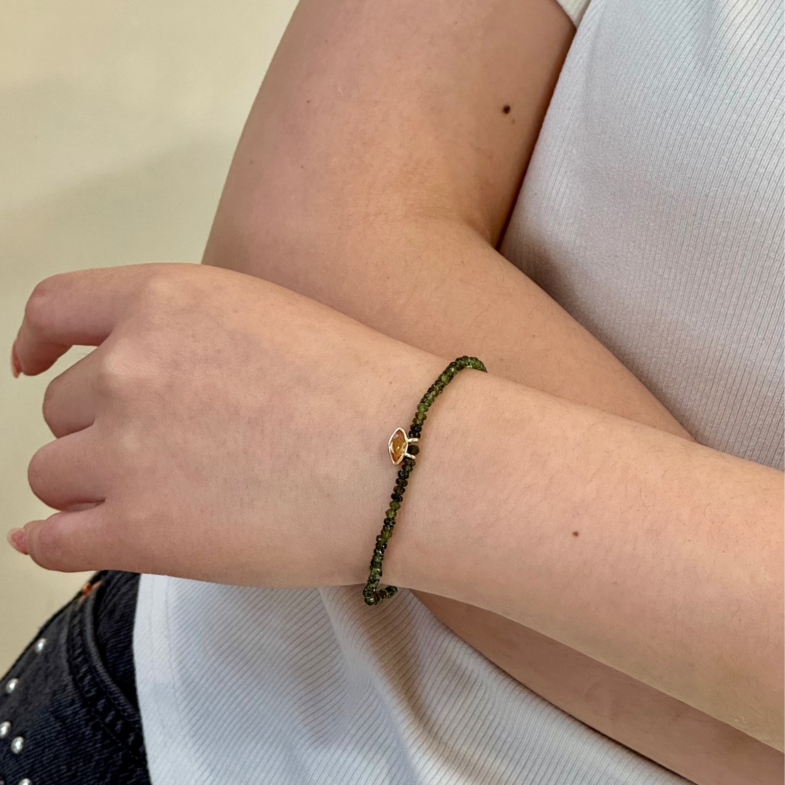 Green Sapphire Stretchy Bracelet 14k