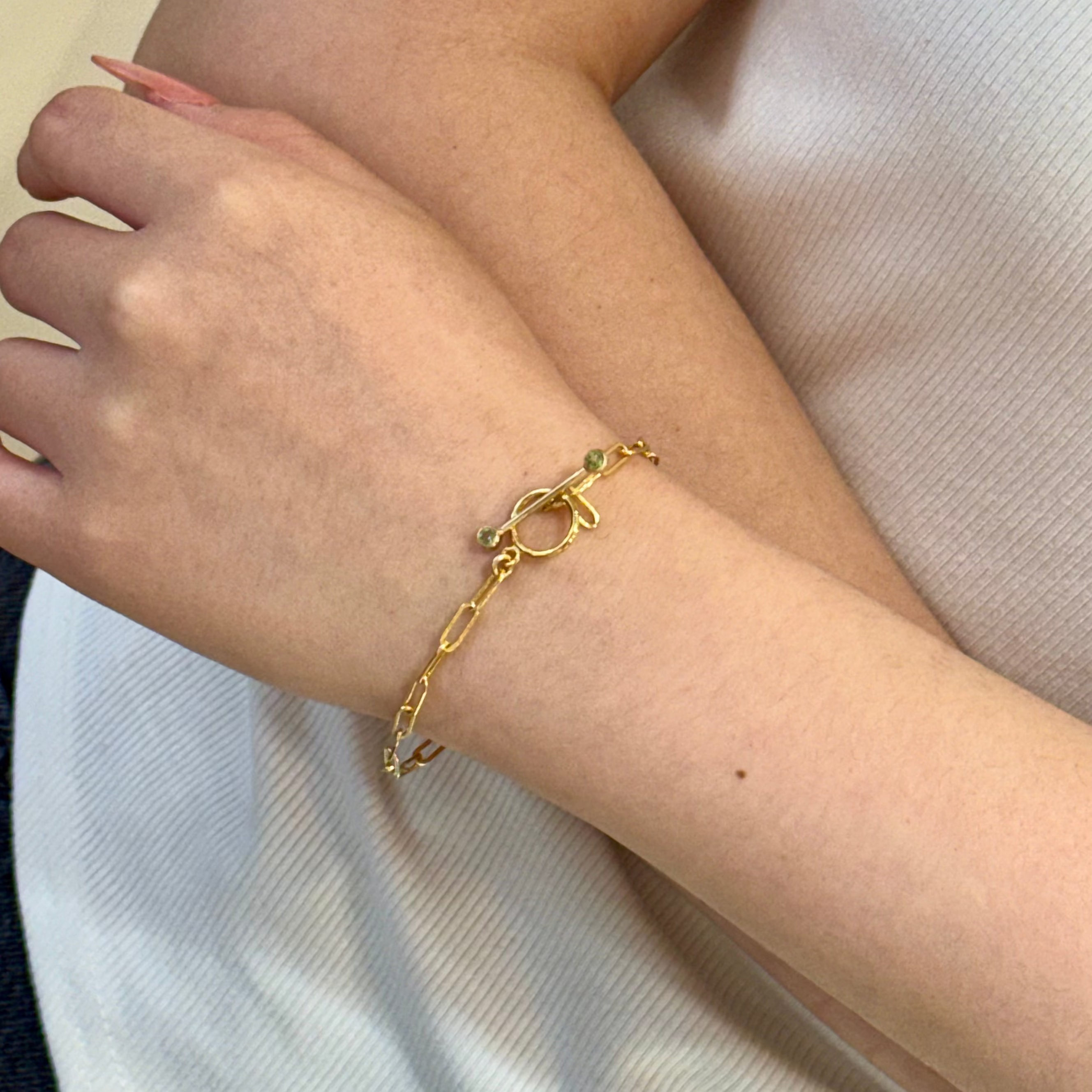 Peridot Toggle Gold Paperclip Bracelet
