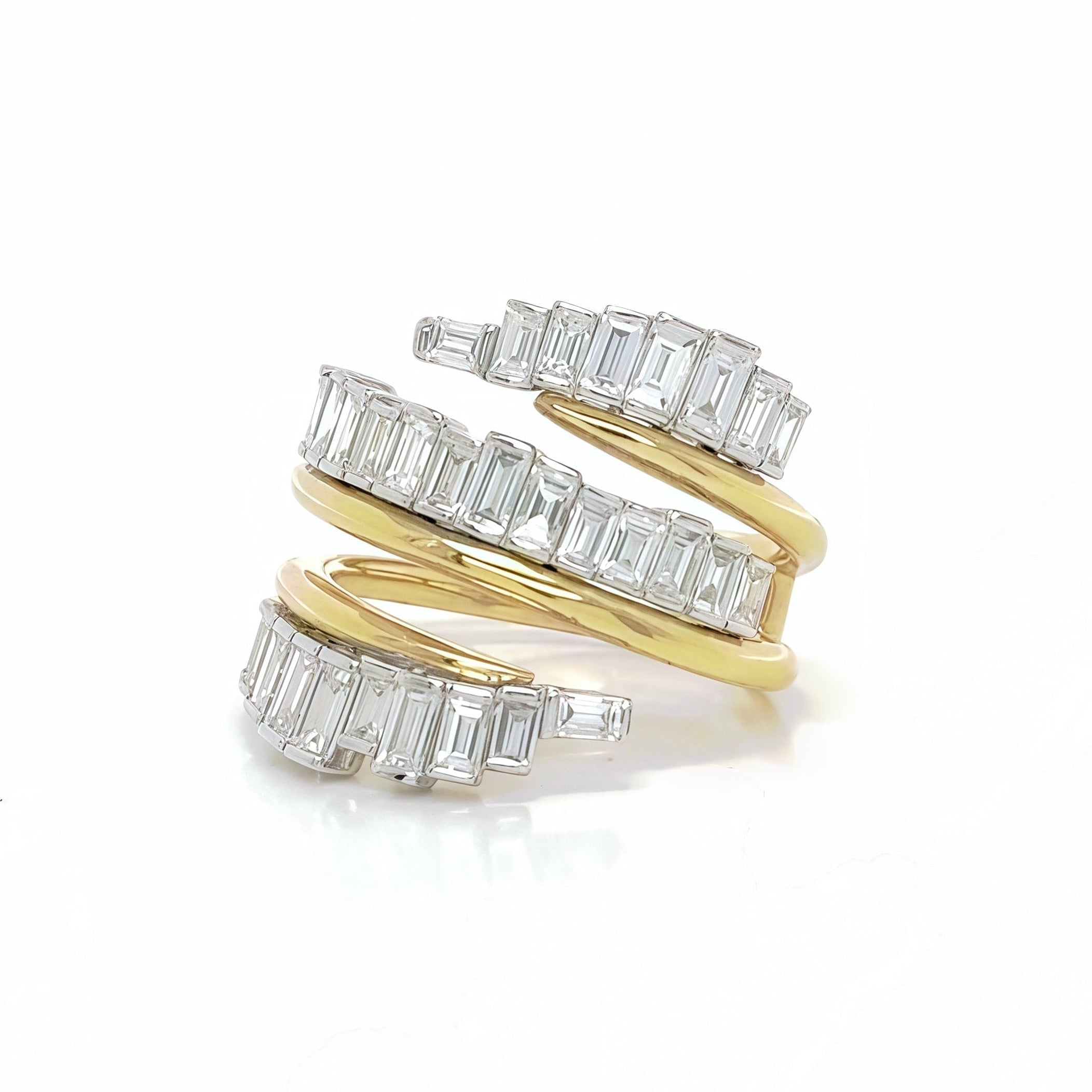 Serpentine Baguette-Cut Natural Diamond Spiral Ring 18k