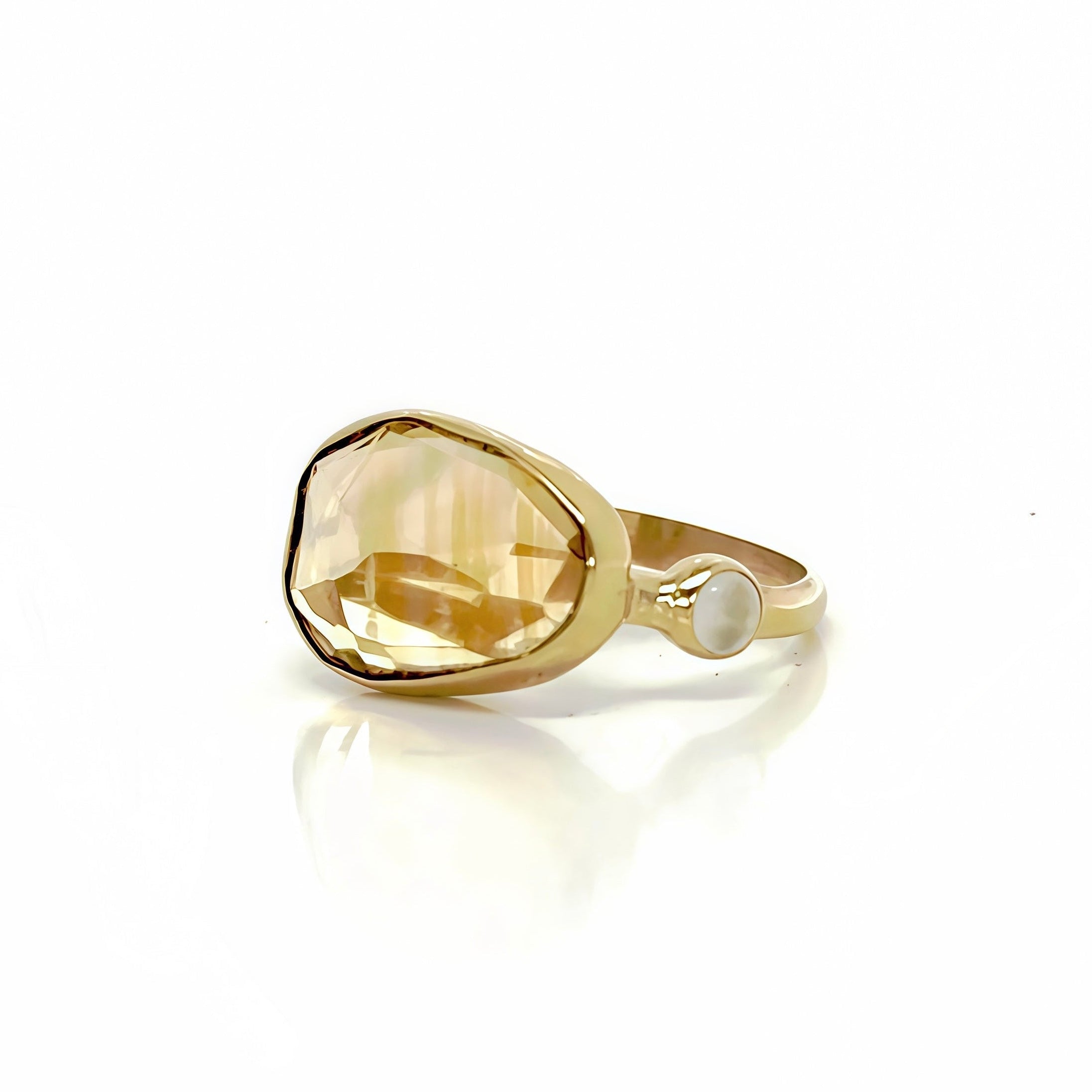 Cissy Oval Deep Bezel Gem By The Side Ring