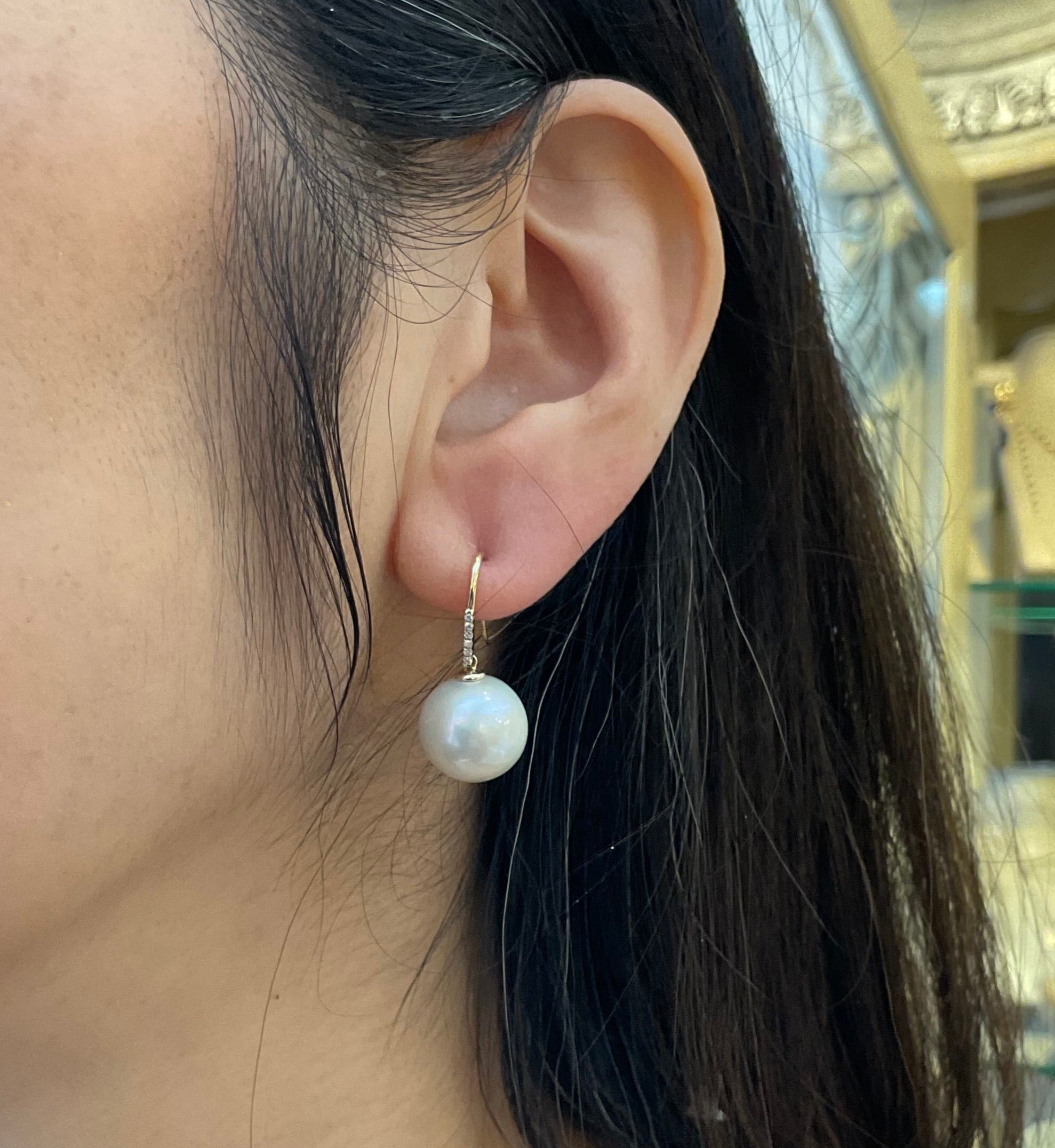 Simply Pearl Diamond Earrings in 14k