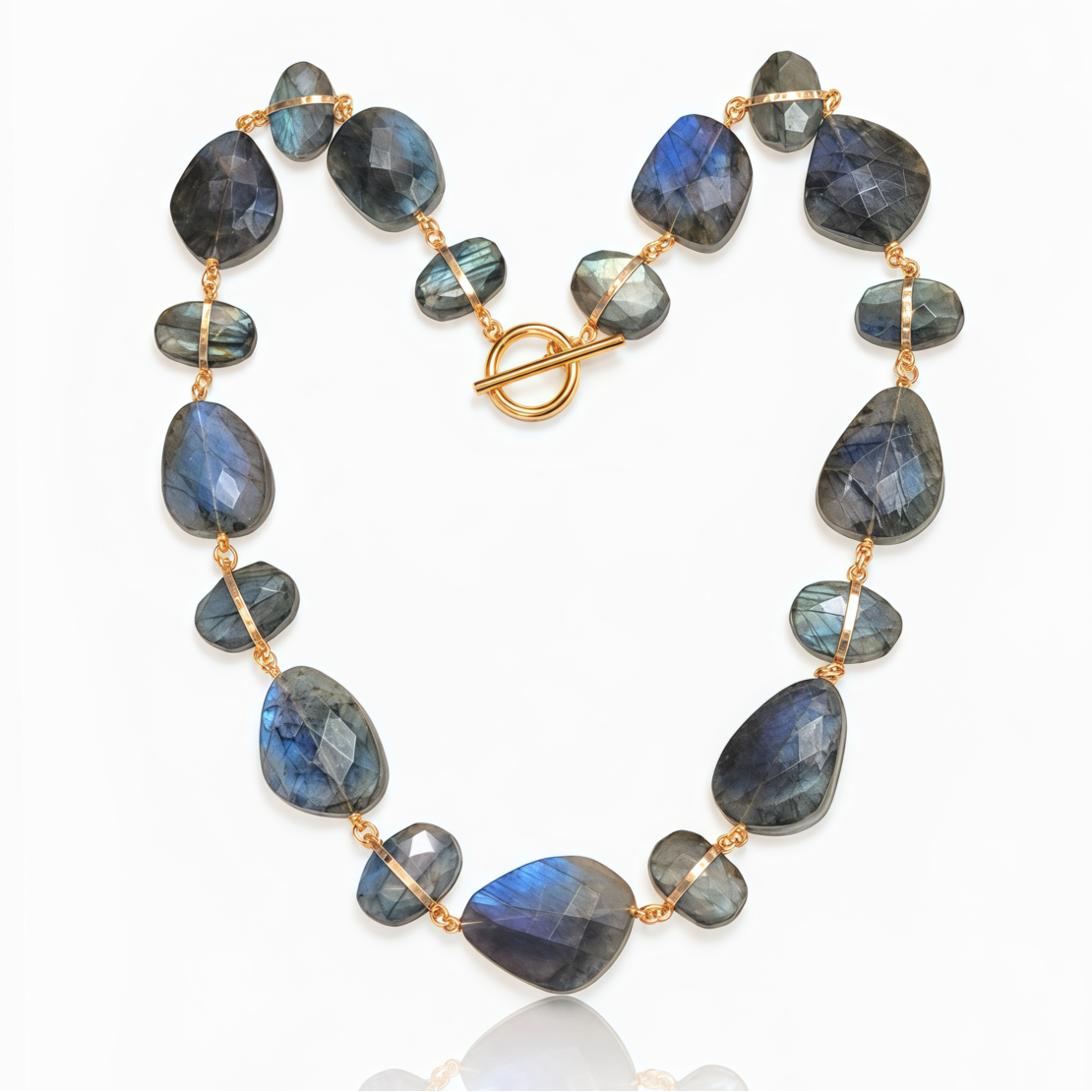 Isla Labradorite Gold-wired Toggle Necklace