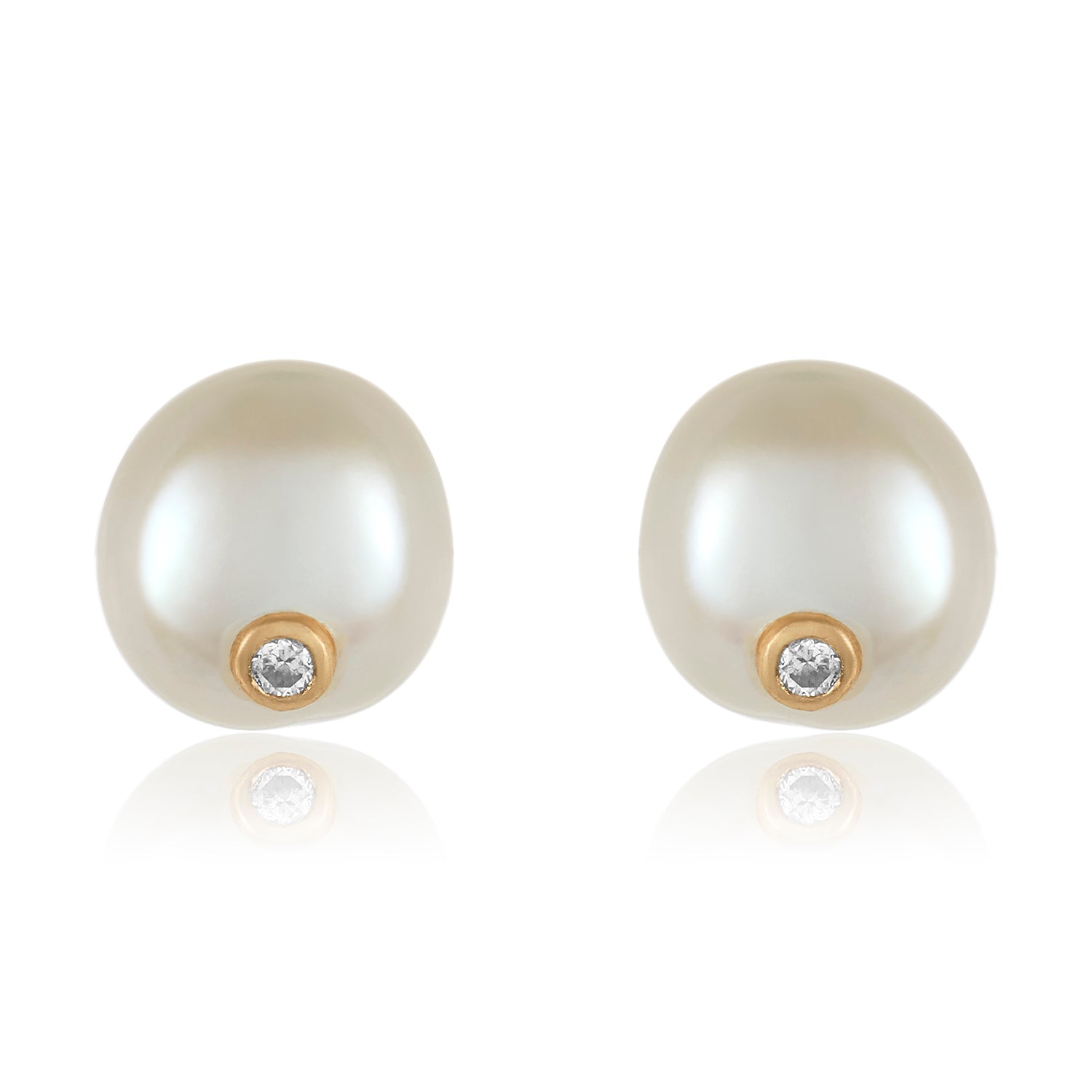 Zoya Pearl Studs