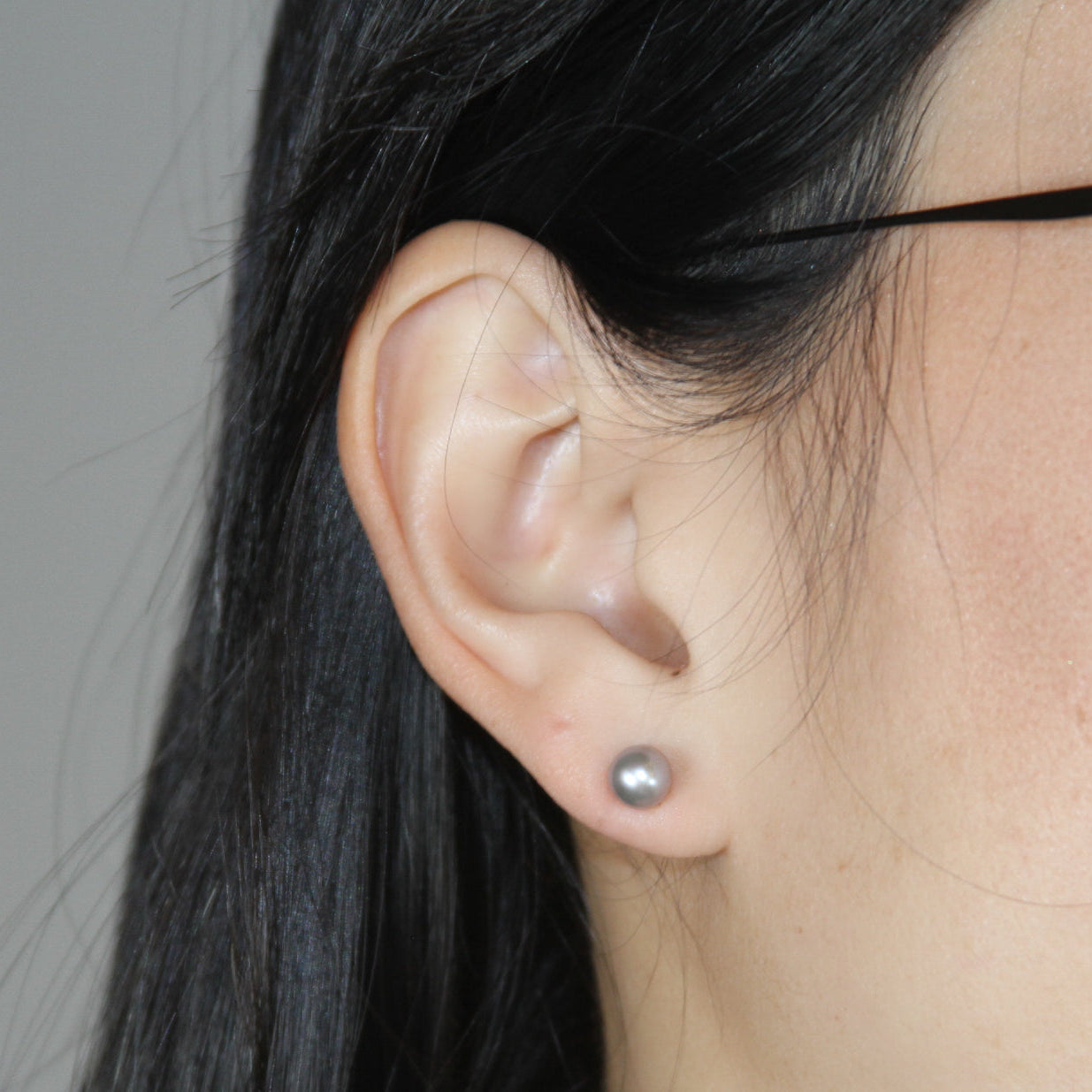 Grey Pearl Studs