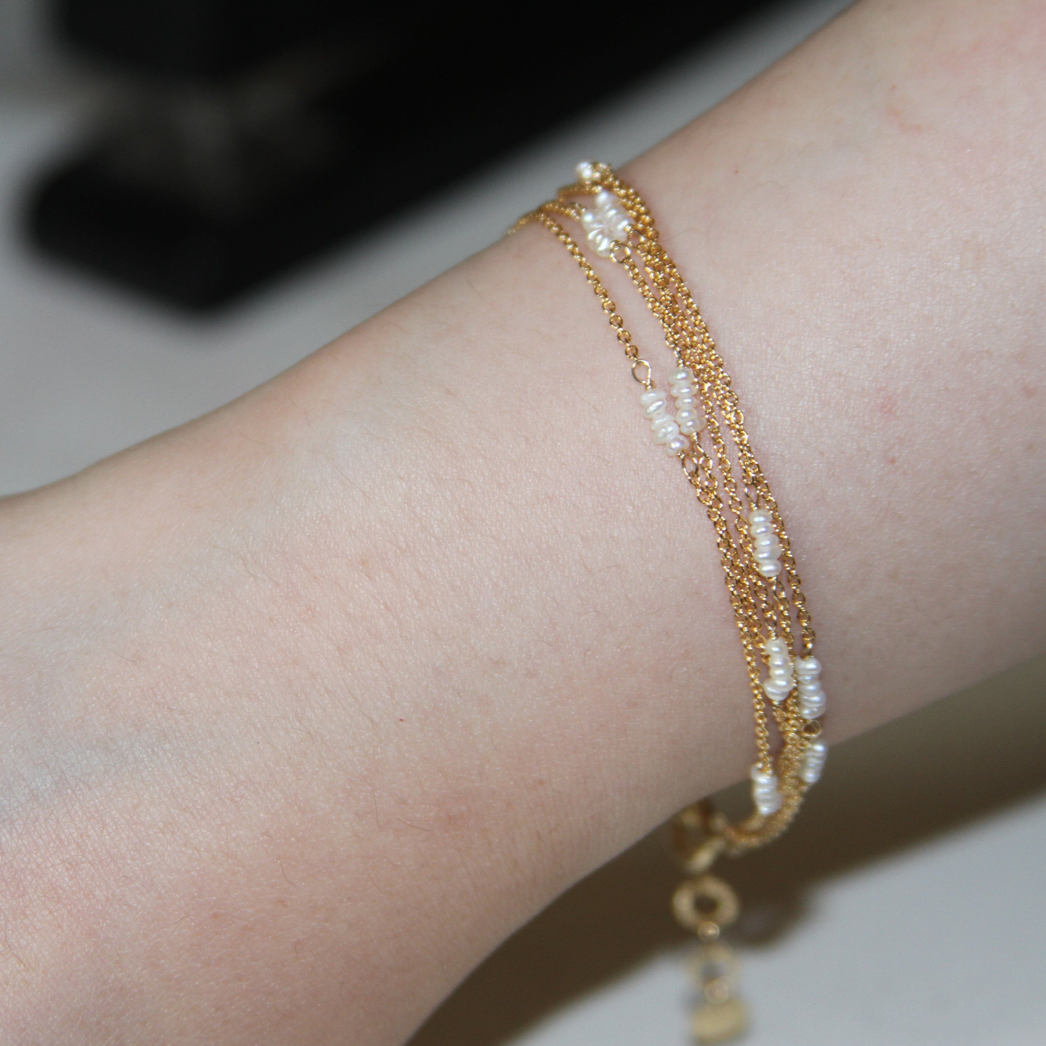 Firecracker 5 x 1 pearl bracelet