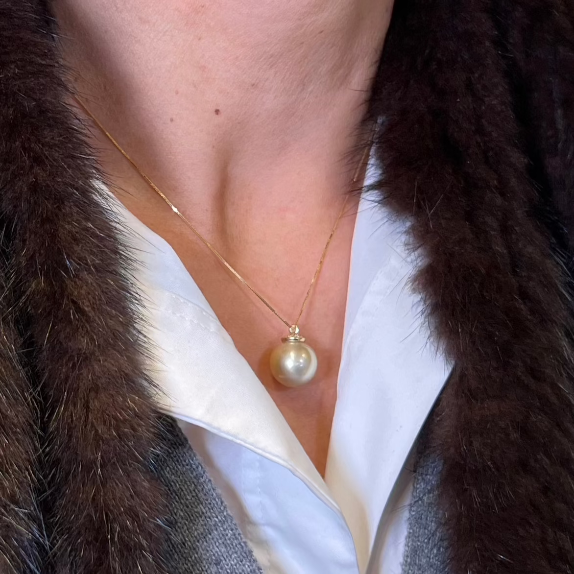 Tahitian Pearl Pendant Necklace in 14k