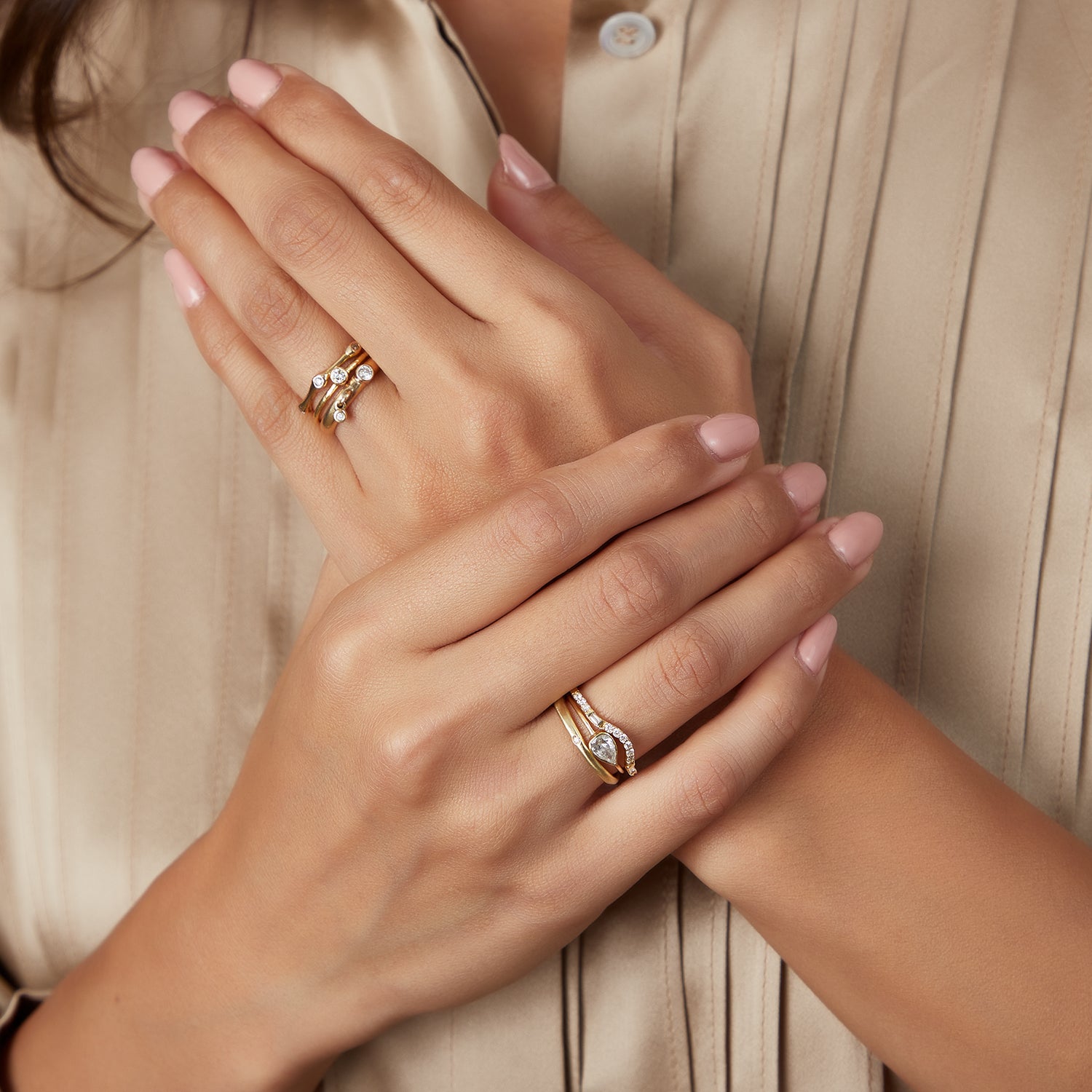 Wavy Diamond Gold Ring