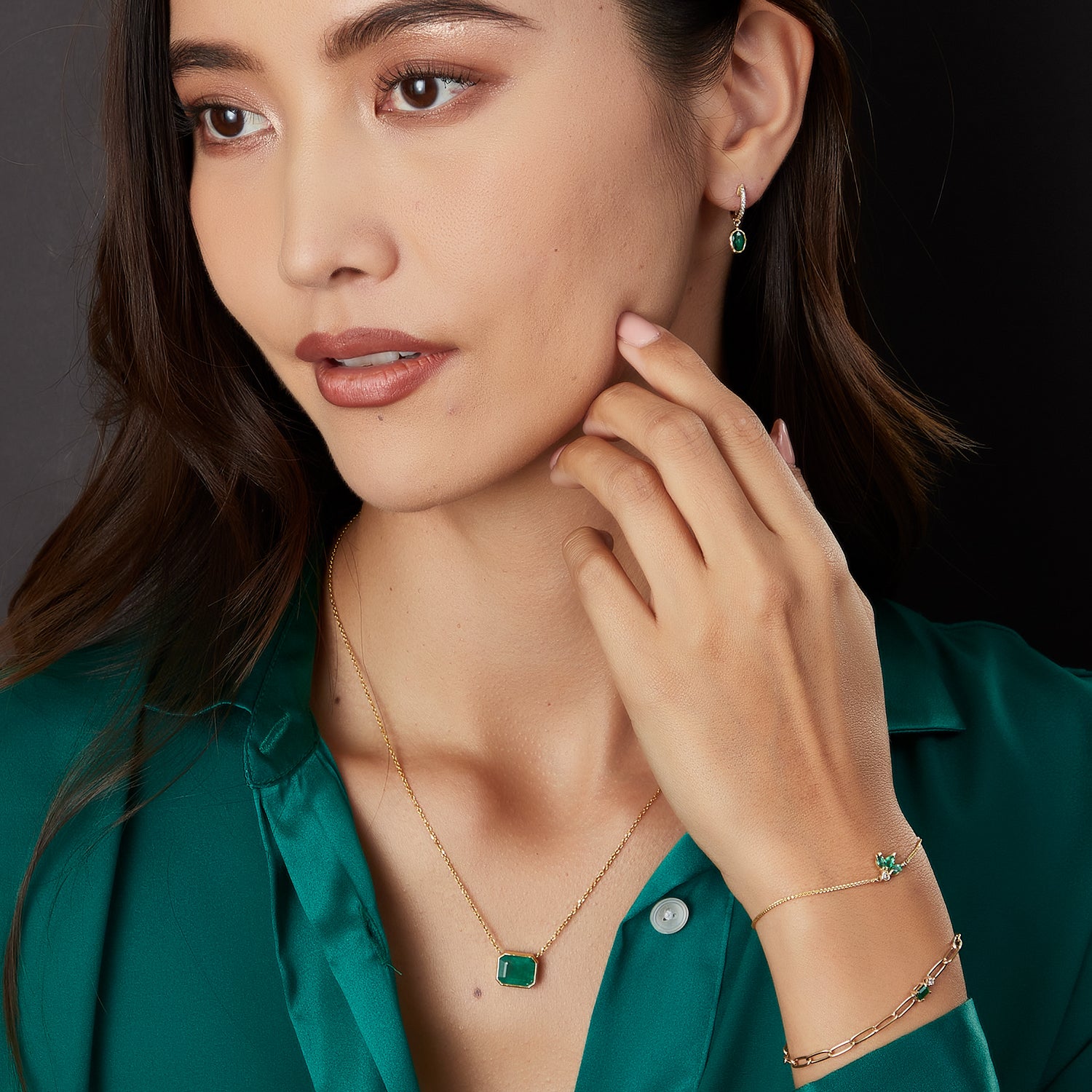 Emerald Diamond Paperclip Bracelet